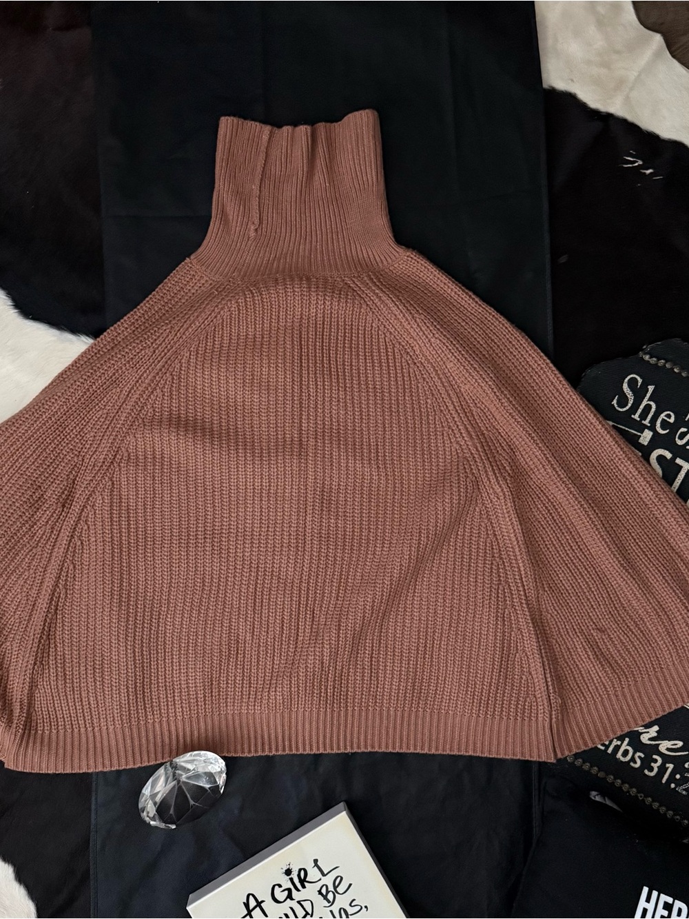 Essue Ribbed Turtleneck Cape In Rosewood View 2